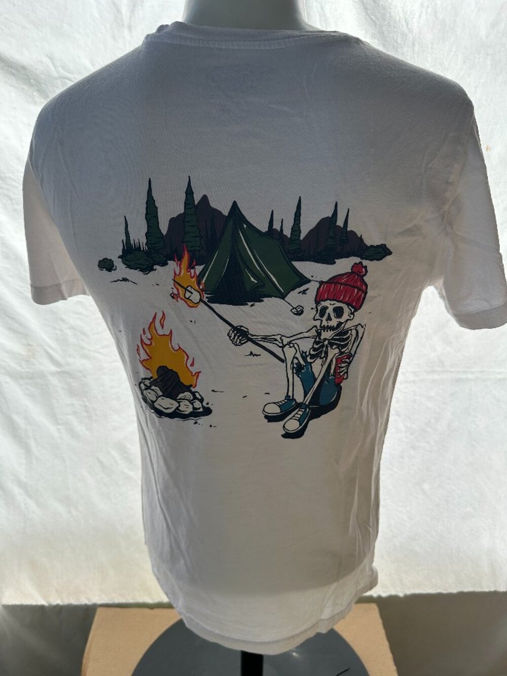 Taco Tuesday Skeleton Campfire Men's White T Shirt Size Small